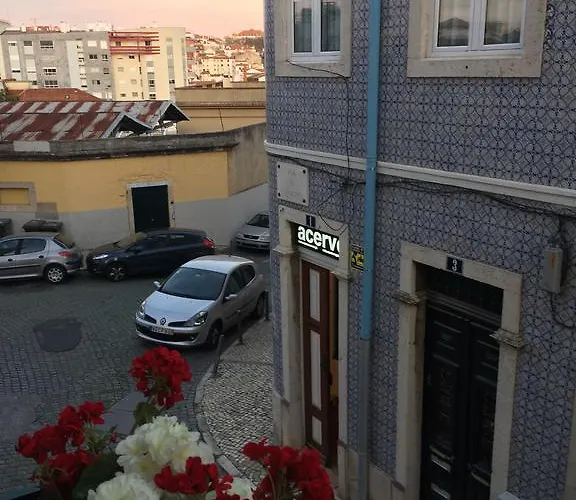 Madragoa - *